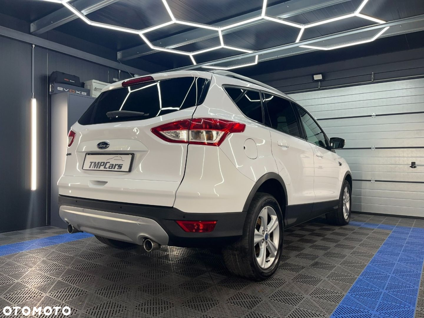 Ford Kuga - 5