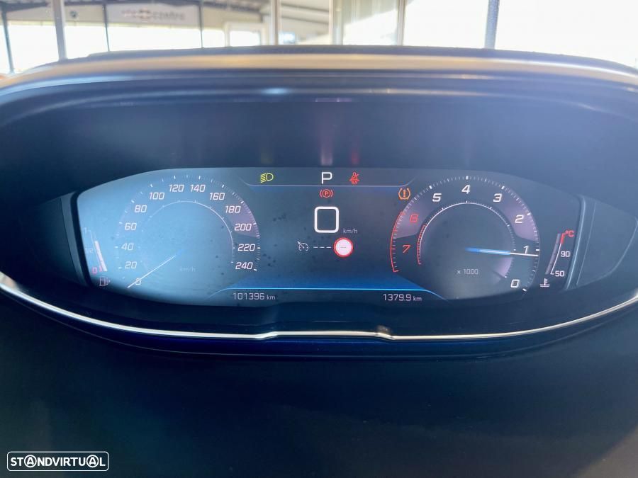 Peugeot 3008 PureTech 130 Stop & Start GPF EAT8 Active Business-Pack - 12