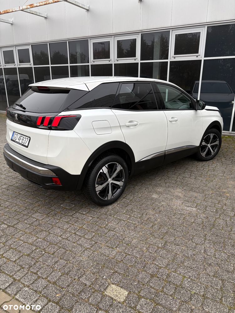 Peugeot 3008 1.5 BlueHDi Allure Pack S&S EAT8 - 21