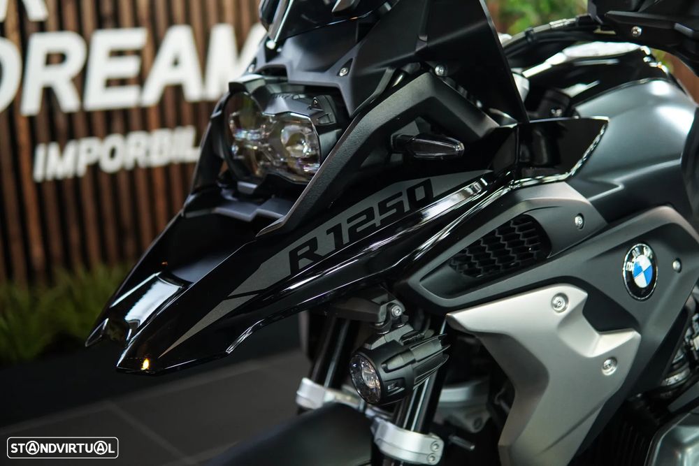 BMW R 1250 GS TRIPLE BLACK - 10