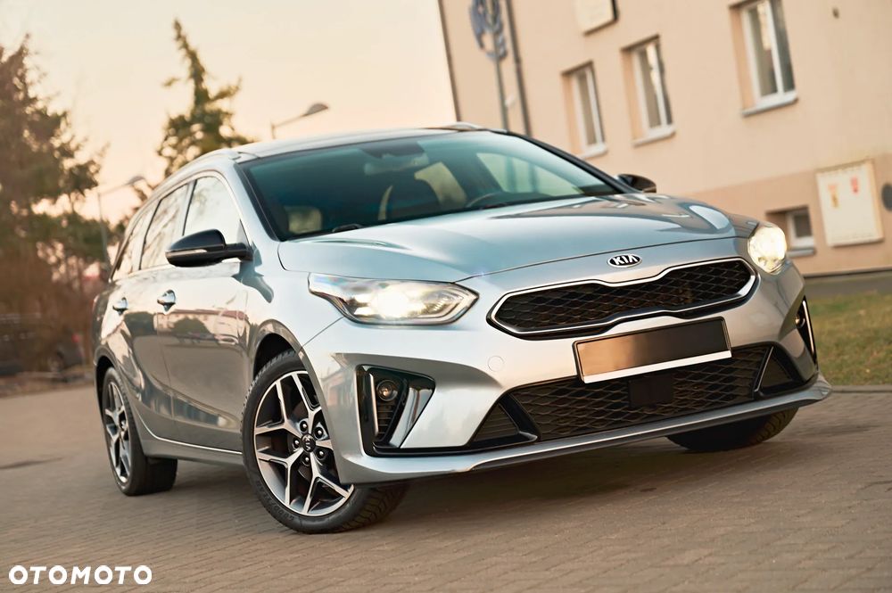 Kia Ceed 1.4 T-GDI DCT OPF GT Line - 5