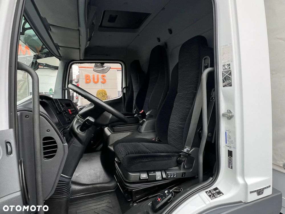 Mercedes-Benz ATEGO 818 L PLANDEKA + WINDA 3 FOTELE KLIMA PODUSZKI - 12