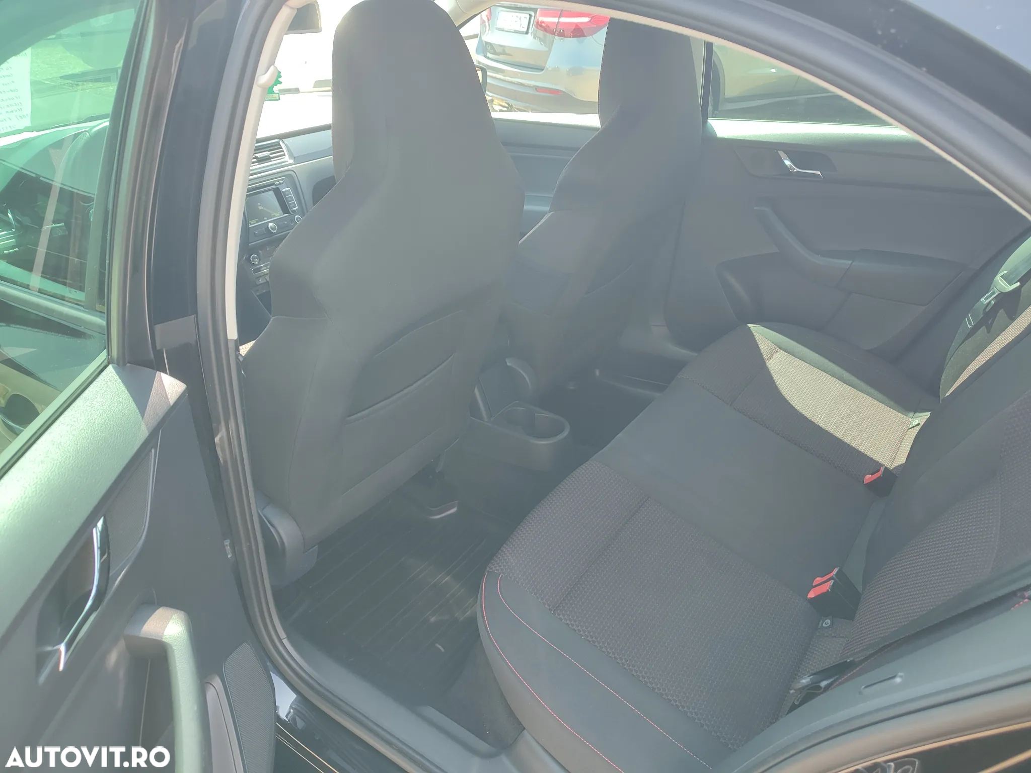 Skoda RAPID - 7