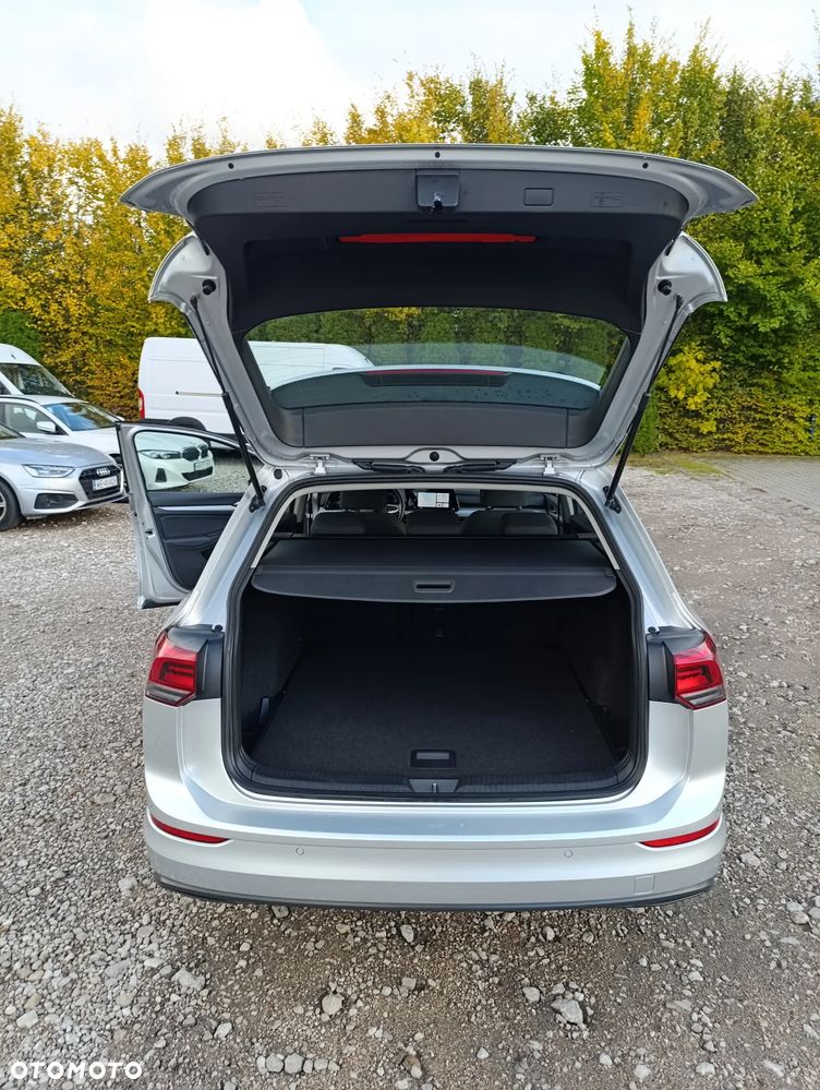 Volkswagen Golf 2.0 TDI Life - 23