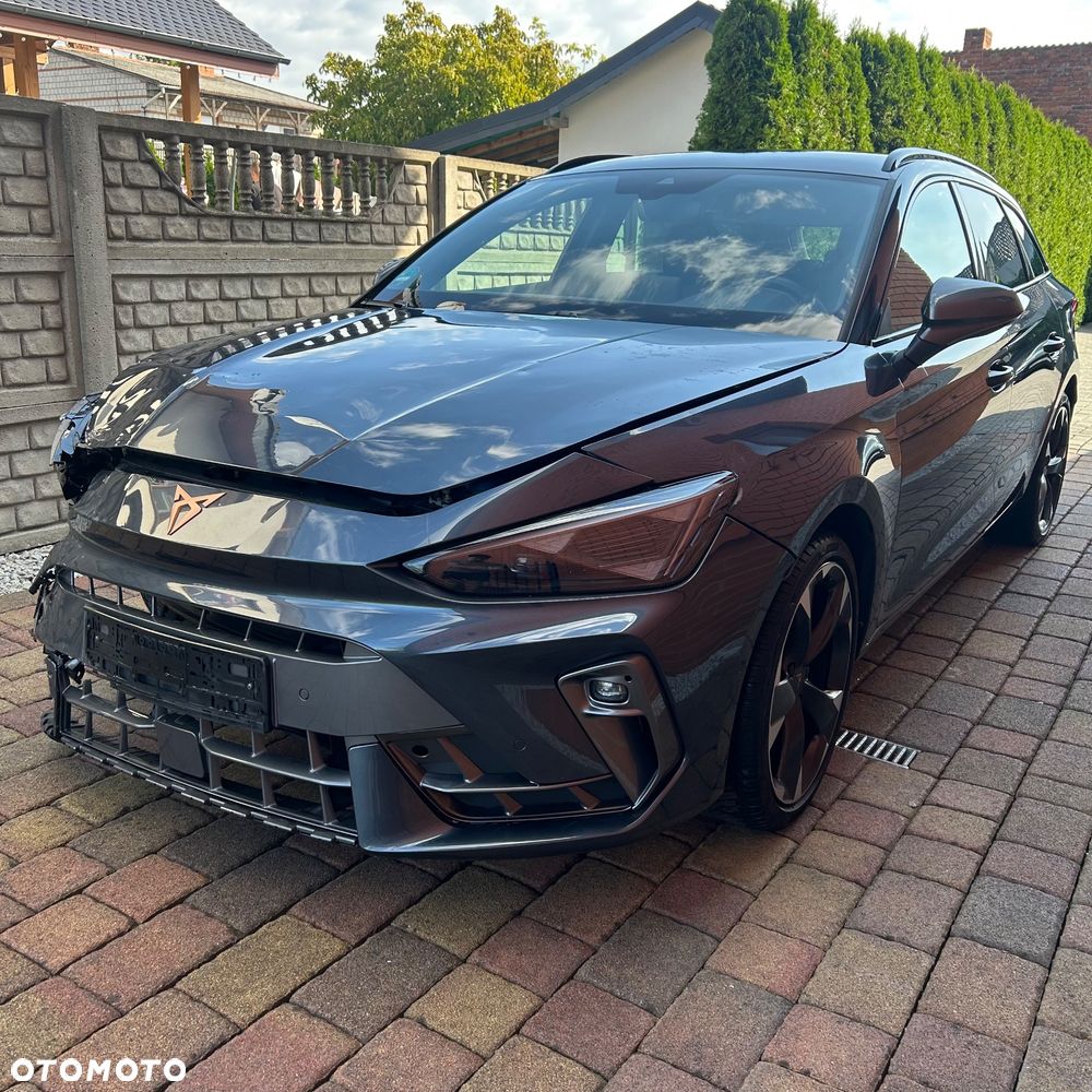 Cupra Leon Sportstourer 1.5 eTSI DSG Tribe Edition - 1
