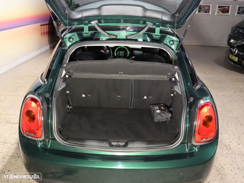 MINI 5 Portas Cooper D - 11