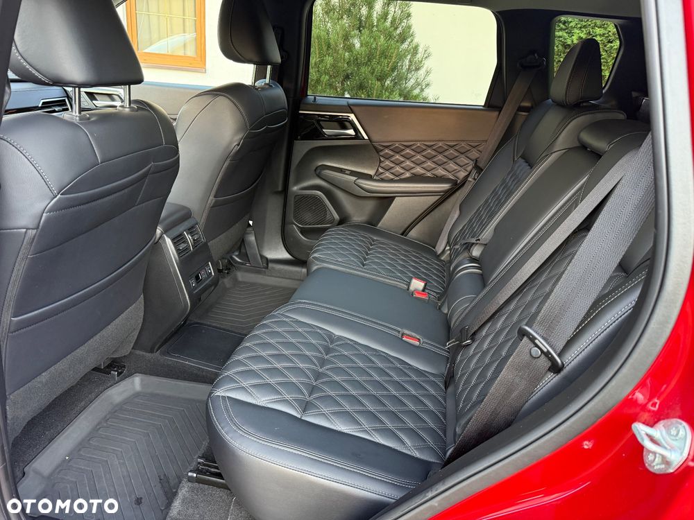 Mitsubishi Outlander 2.4 4WD Diamant PLUS - 15