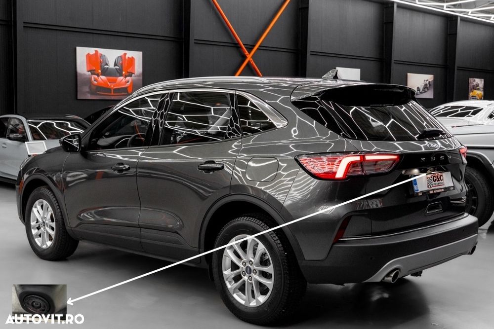 Ford Kuga 2.5 Duratec FHEV FWD Titanium - 4