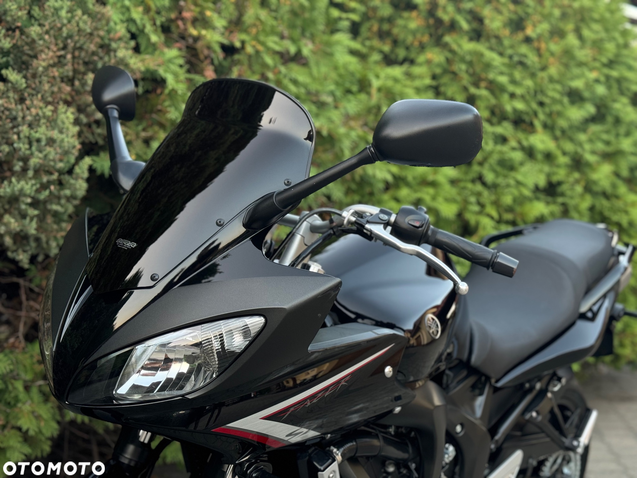 Yamaha FZ - 27