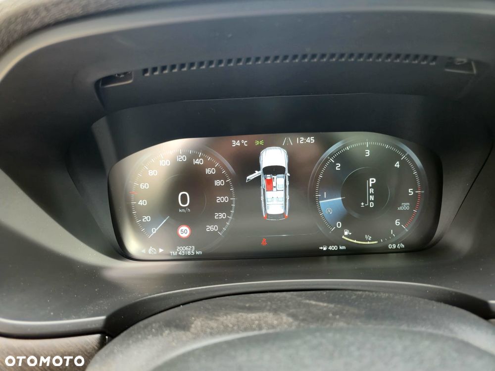 Volvo V90 Cross Country - 8