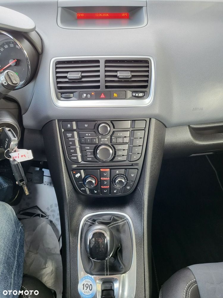 Opel Meriva - 26