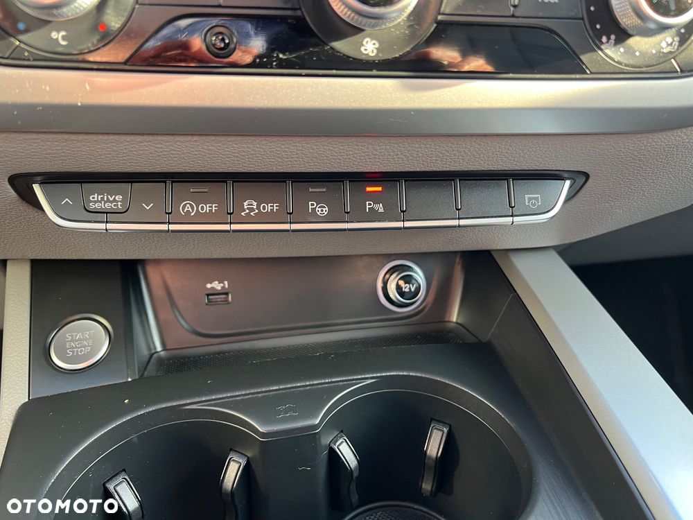 Audi A4 Avant 2.0 TDI S tronic - 28