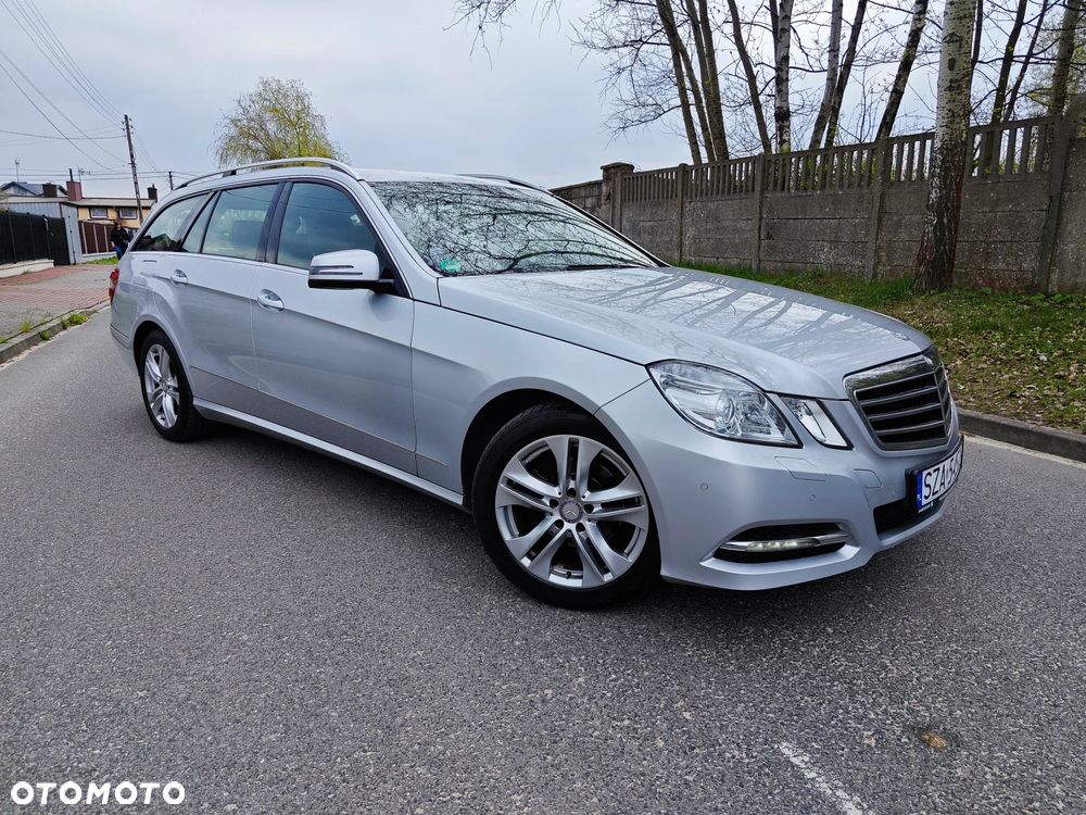Mercedes-Benz Klasa E 200 CGI BlueEffICIENCY Avantgarde - 9
