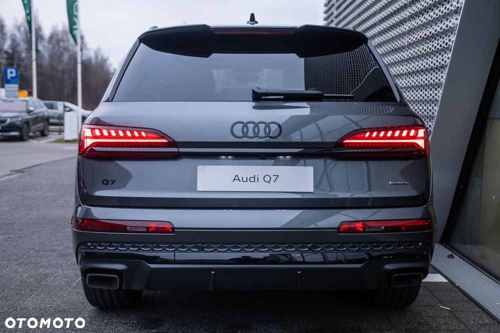 Audi Q7 - 4
