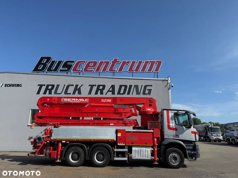 Mercedes-Benz Arocs