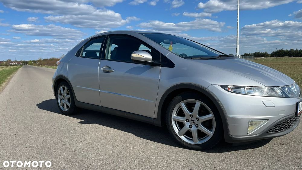 Honda Civic 1.8i-VTEC Sport - 3