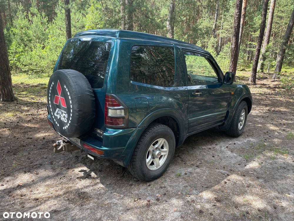 Mitsubishi Pajero - 6