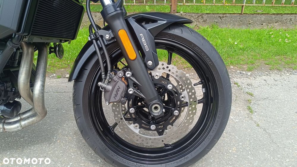 Kawasaki Z 650 - 12