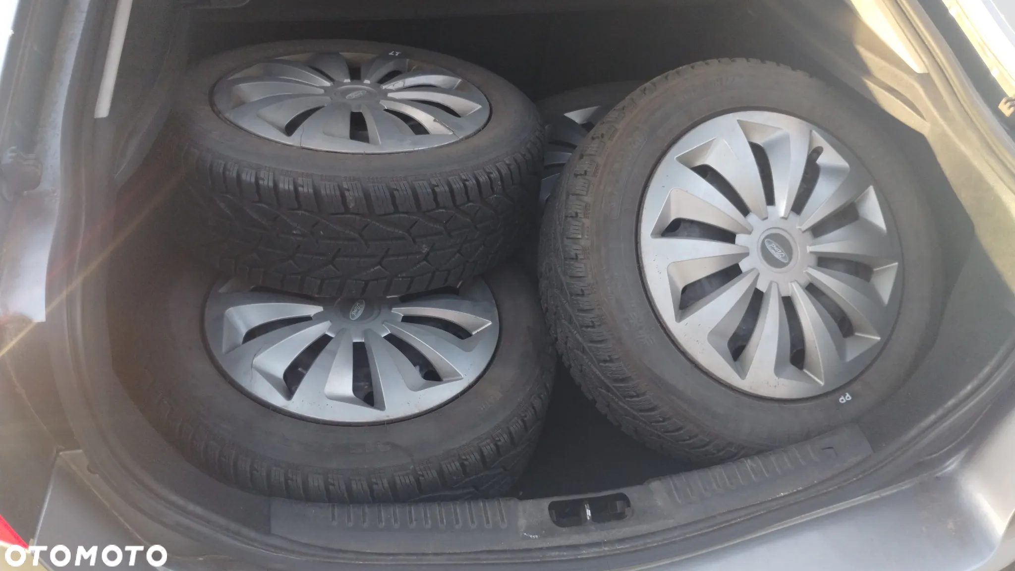 Ford Mondeo Turnier 2.0 TDCi Ghia - 17