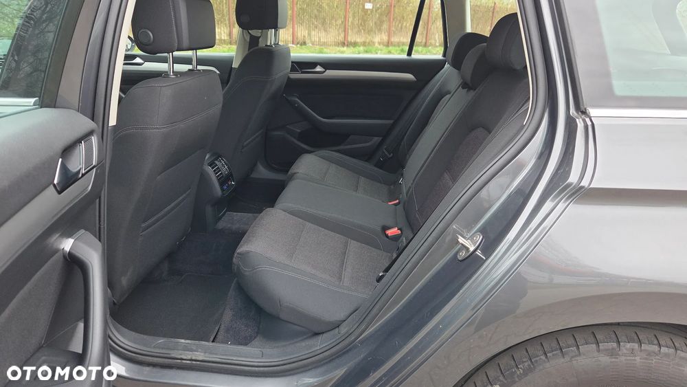 Volkswagen Passat 2.0 TDI BMT Comfortline DSG - 13