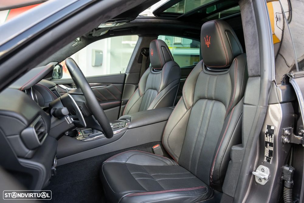 Maserati Levante S Q4 GranSport - 11