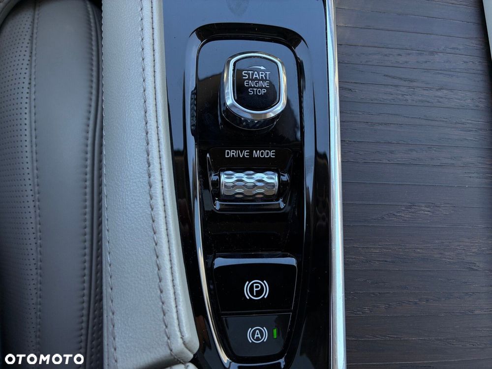 Volvo S90 - 28
