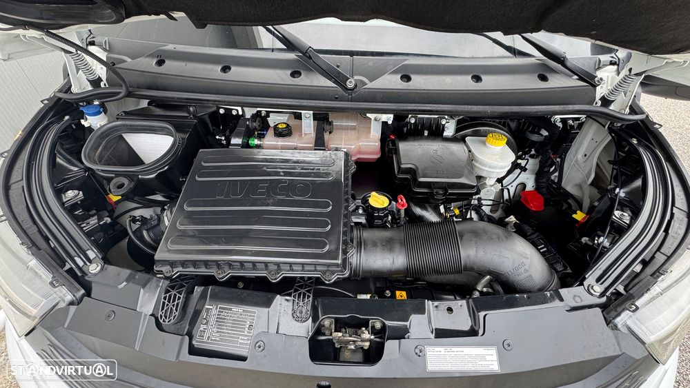 Iveco Daily 3.0 35S16H C/ Plat. Elevatória - 33