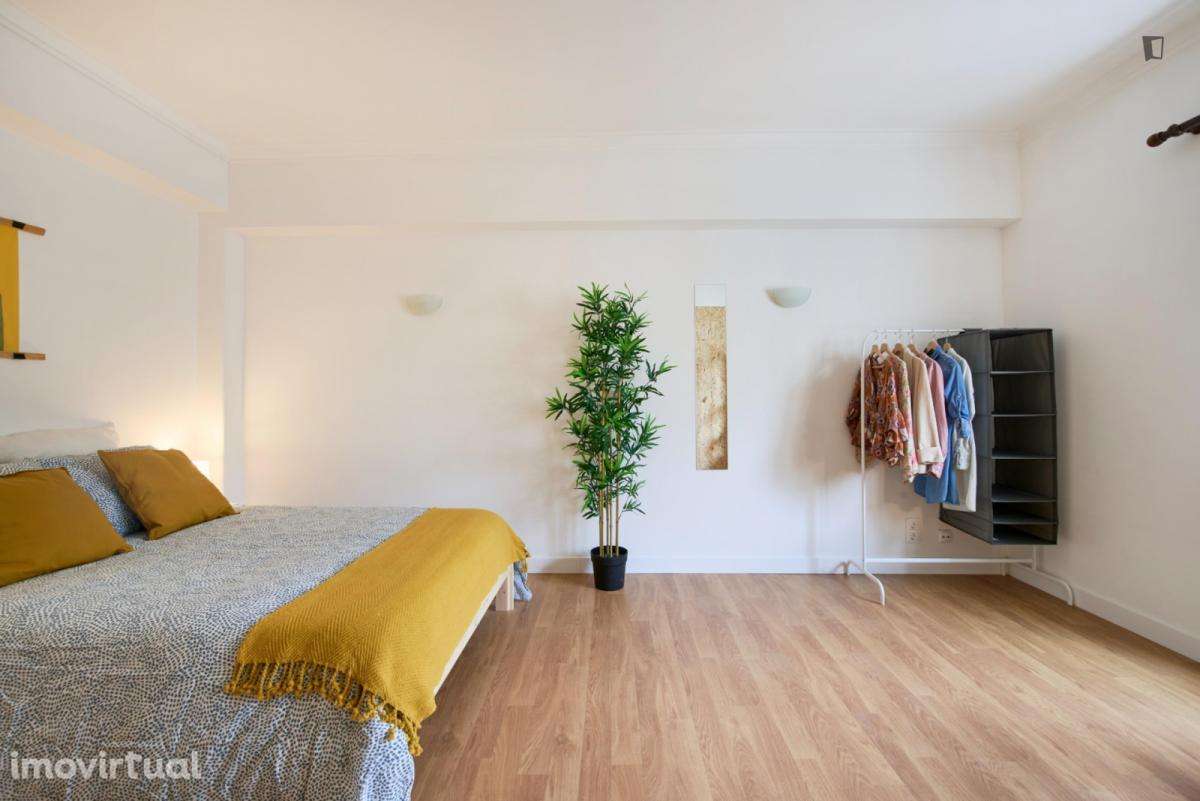Quarto - localizado em Benfica Lisbon - Grande imagem: 3/12
