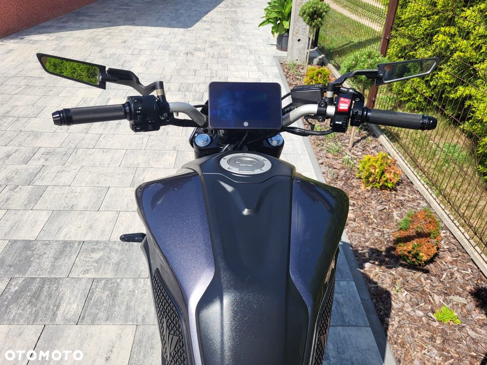 Yamaha MT - 21