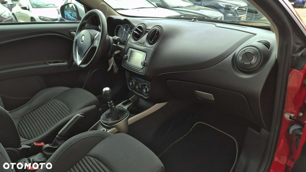 Alfa Romeo Mito - 24