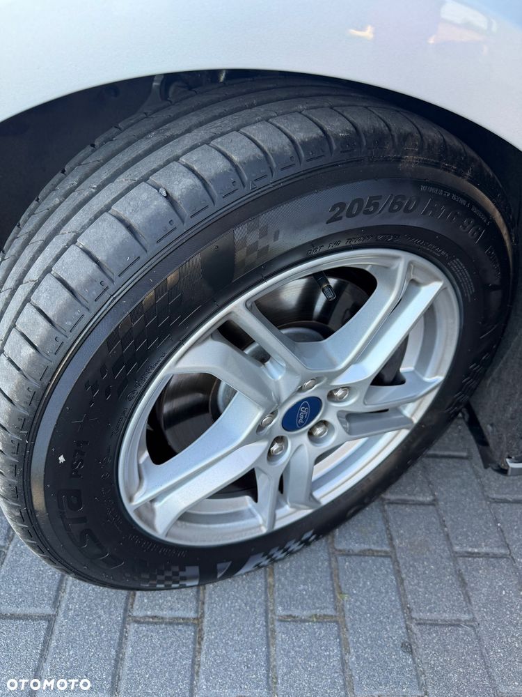 Ford Focus 1.5 TDCi DPF Start-Stopp-System Trend - 24