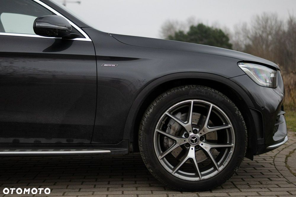 Mercedes-Benz GLC - 9