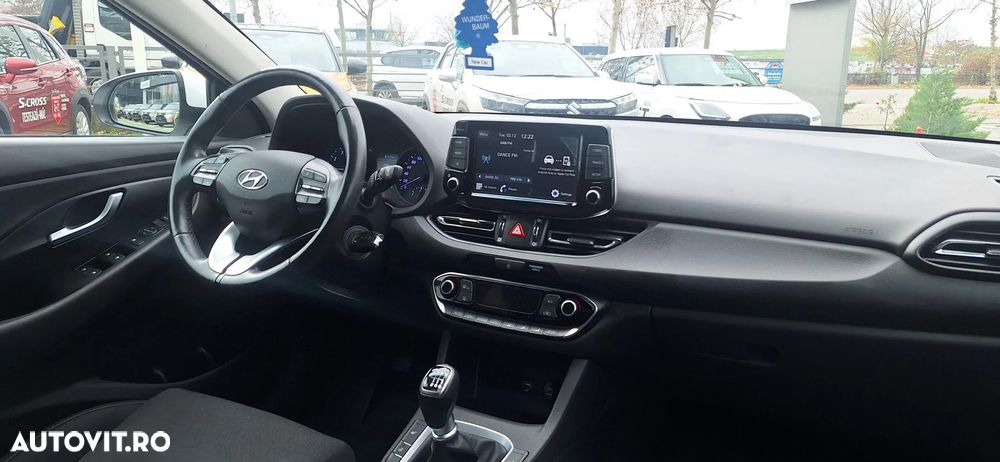 Hyundai i30 1.5 110CP 5DR M/T Highway - 9