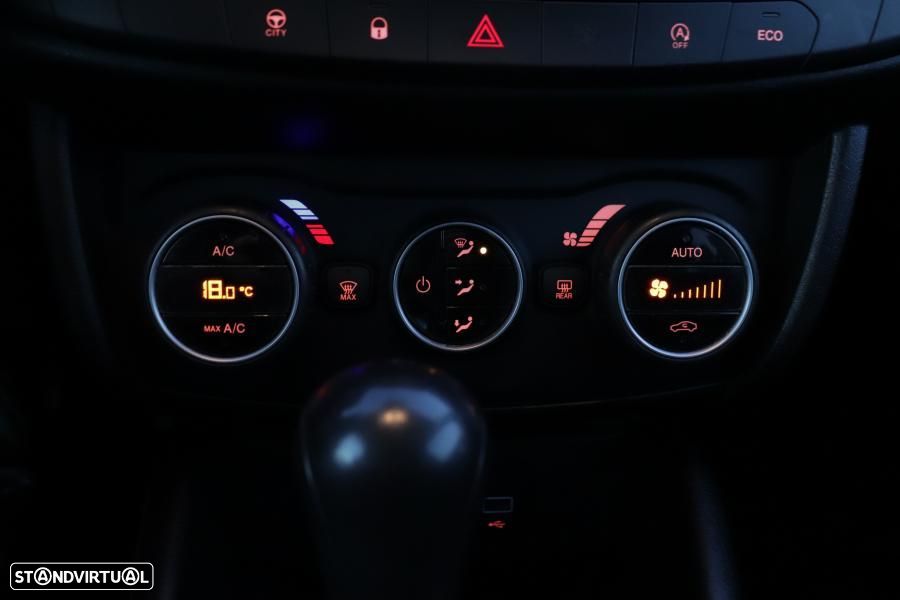 Fiat Tipo Station Wagon 1.6 M-Jet Lounge J17 DCT - 17