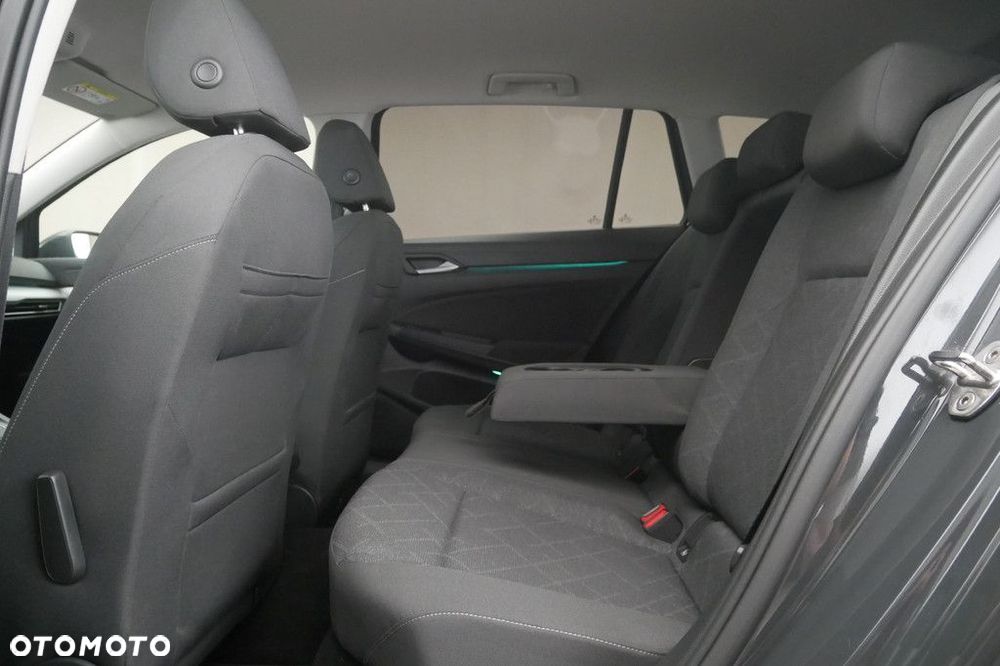 Volkswagen Golf Variant - 15