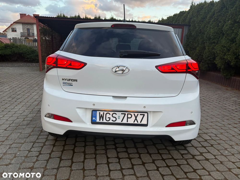 Hyundai i20 1.2 Intro Edition - 8