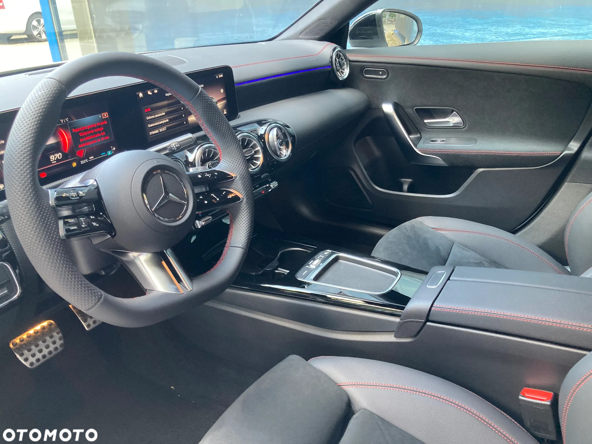 Mercedes-Benz CLA 200 AMG Line 7G-DCT - 7