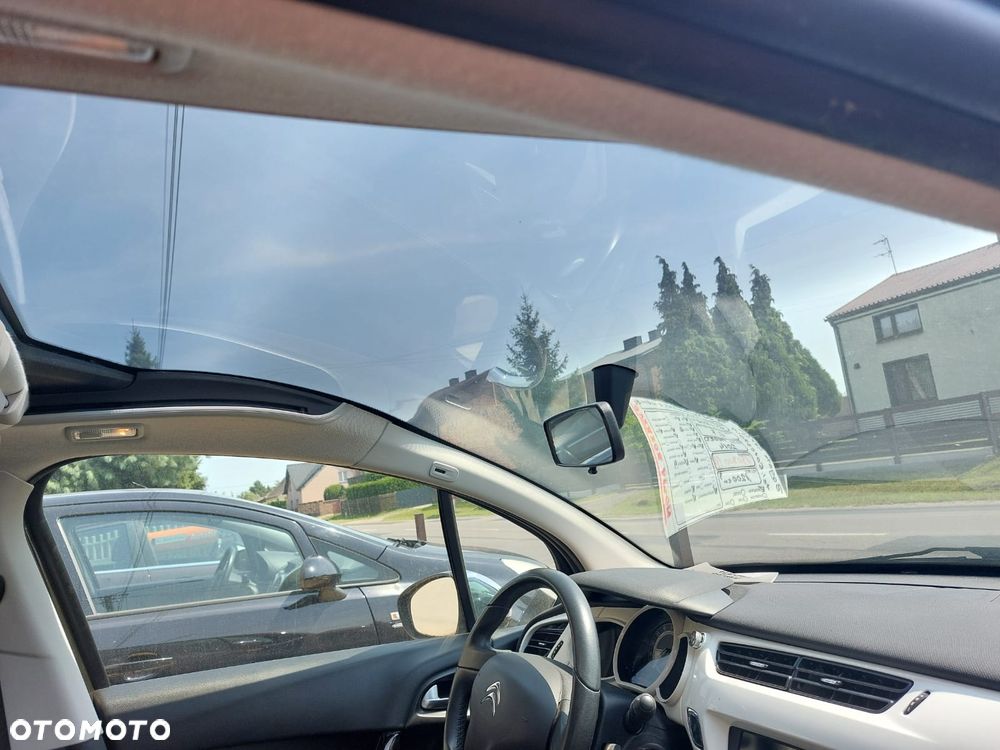 Citroën C3 Pure Tech (VTi) 82 Exclusive - 11