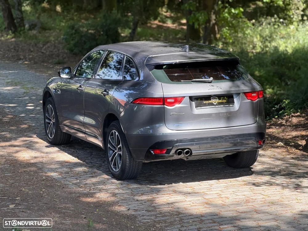 Jaguar F-Pace - 21