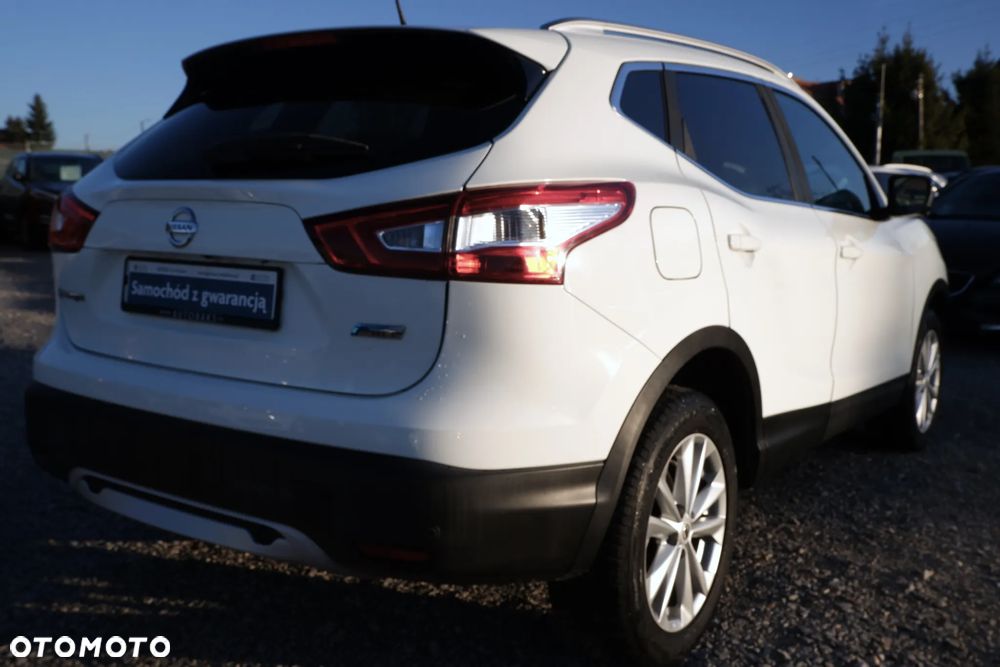 Nissan Qashqai 1.5 dCi N-Connecta - 32
