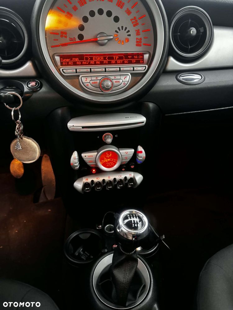 MINI ONE Standard - 6