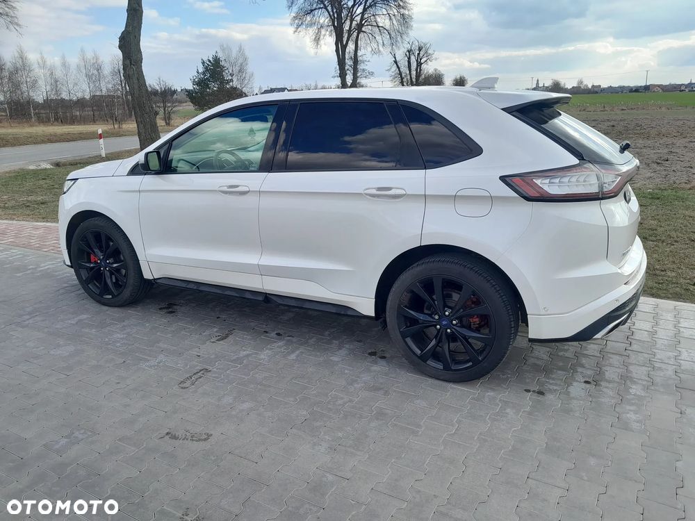 Ford Edge - 4
