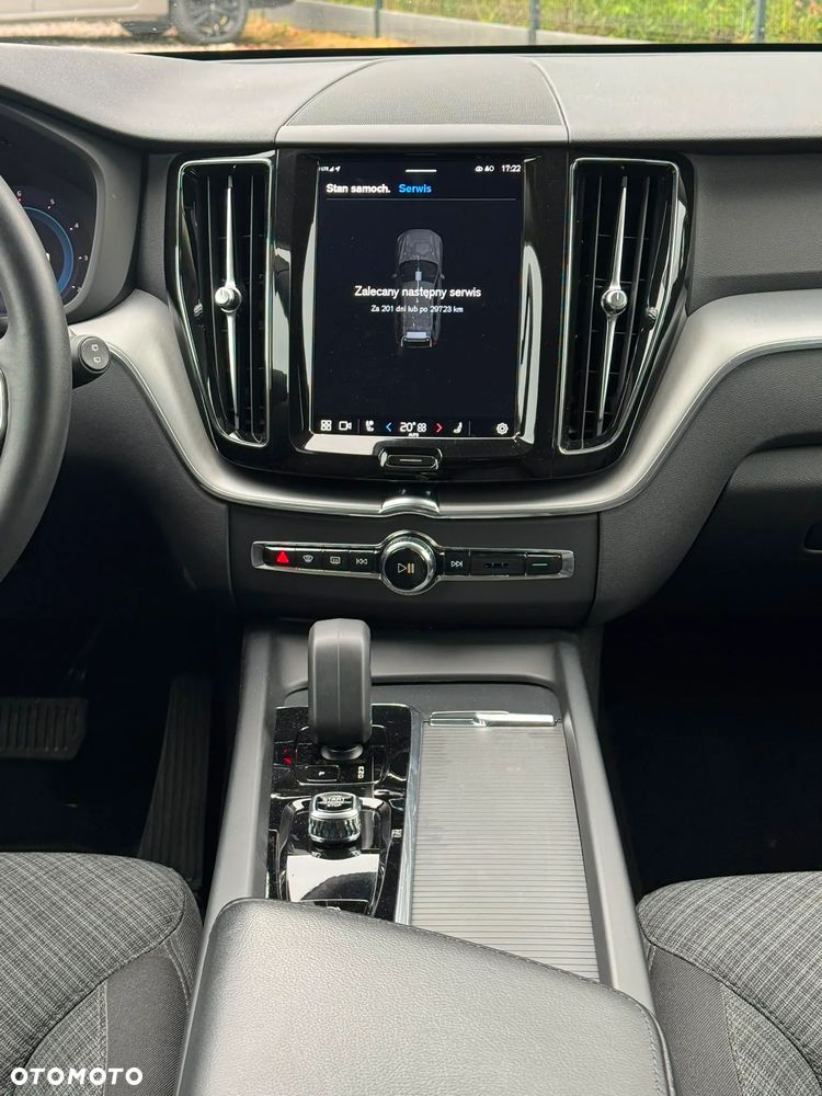 Volvo XC 60 B4 D AWD Core - 12