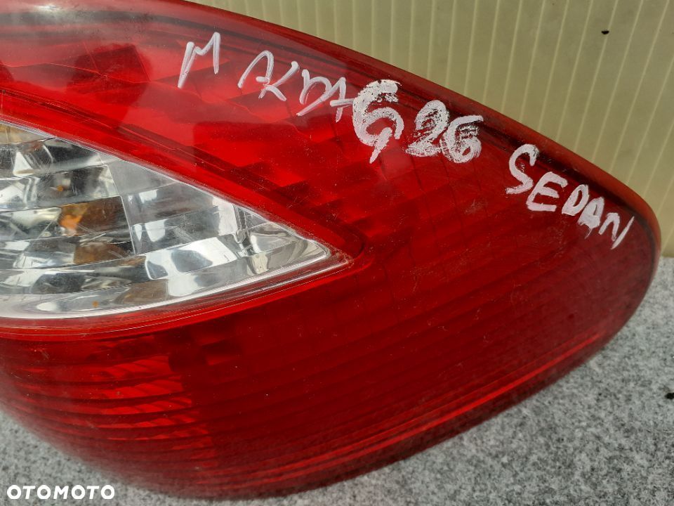 MAZDA 626 LAMPA TYŁ TYLNA PRAWA ORYGINAŁ! - 3