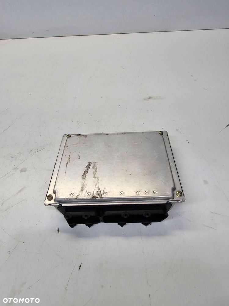 KOMPUTER STEROWNIK SILNIKA AUDI A6 C5 1.8 4B0907552F - 2
