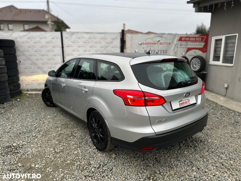 Ford Focus - 5