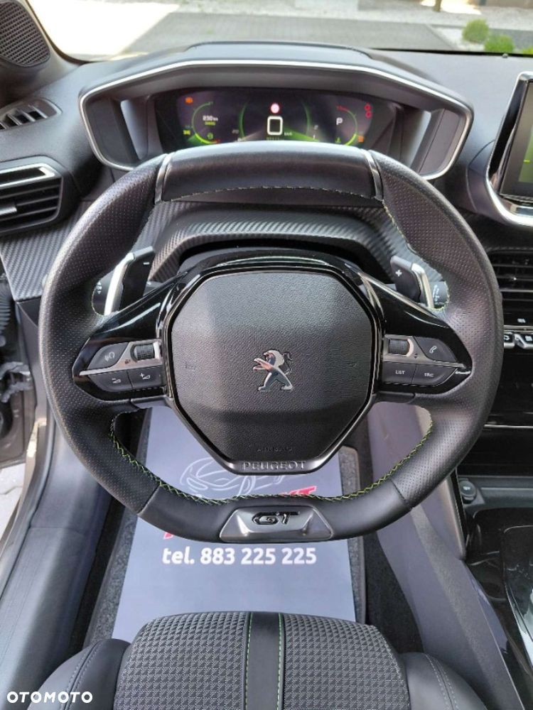 Peugeot 208 - 13