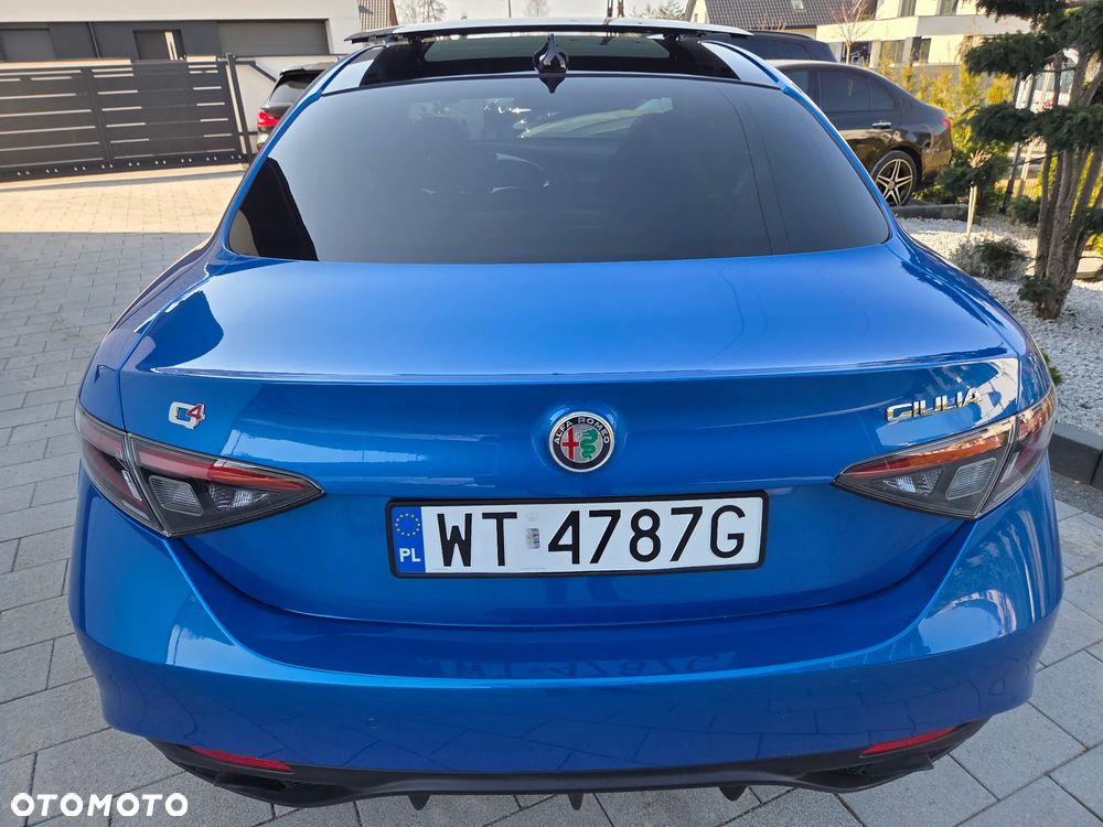 Alfa Romeo Giulia 2.0 Turbo Veloce TI Q4 - 11
