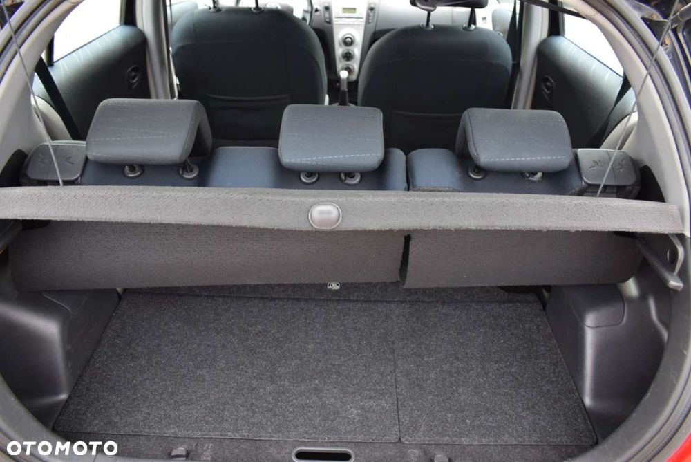 Toyota Yaris - 11