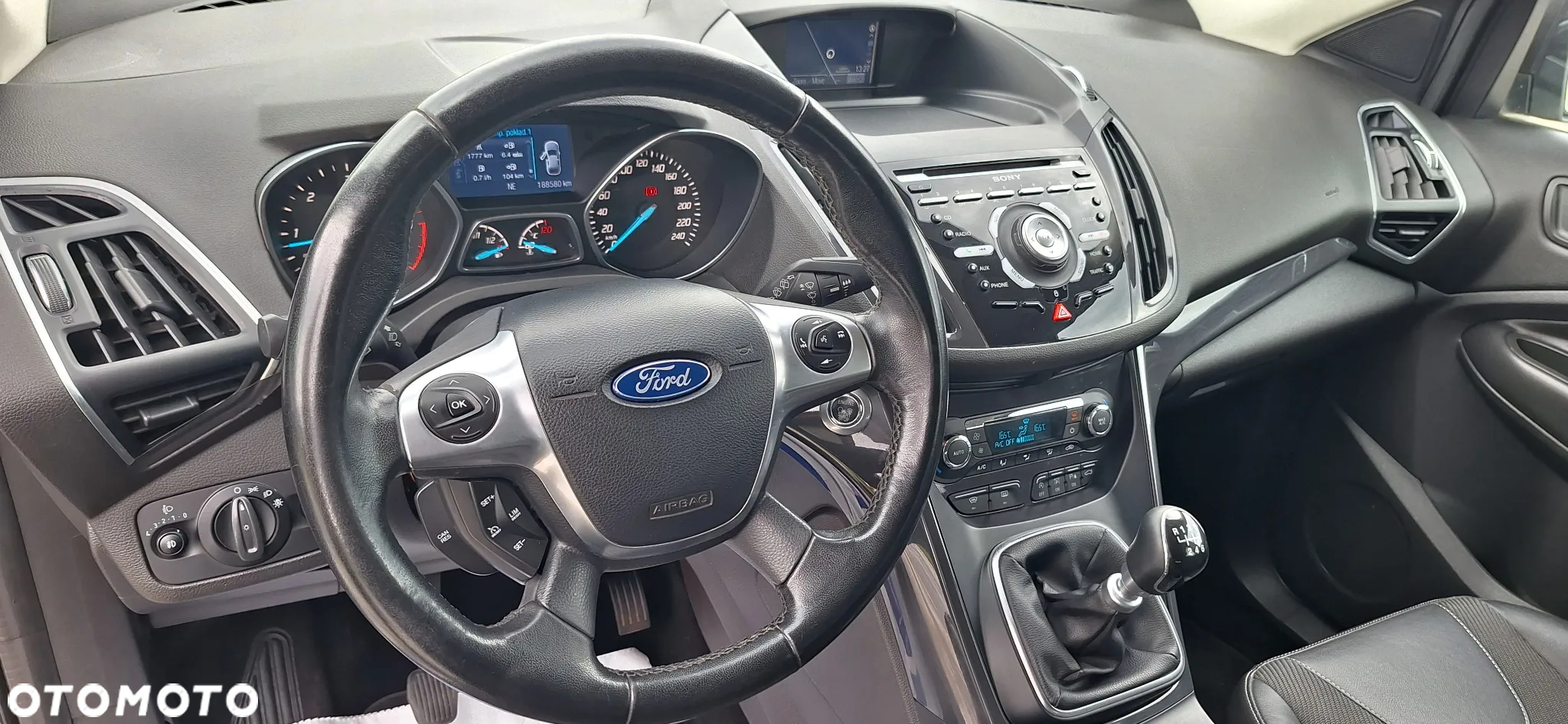 Ford Kuga 2.0 TDCi 4WD Titanium - 16
